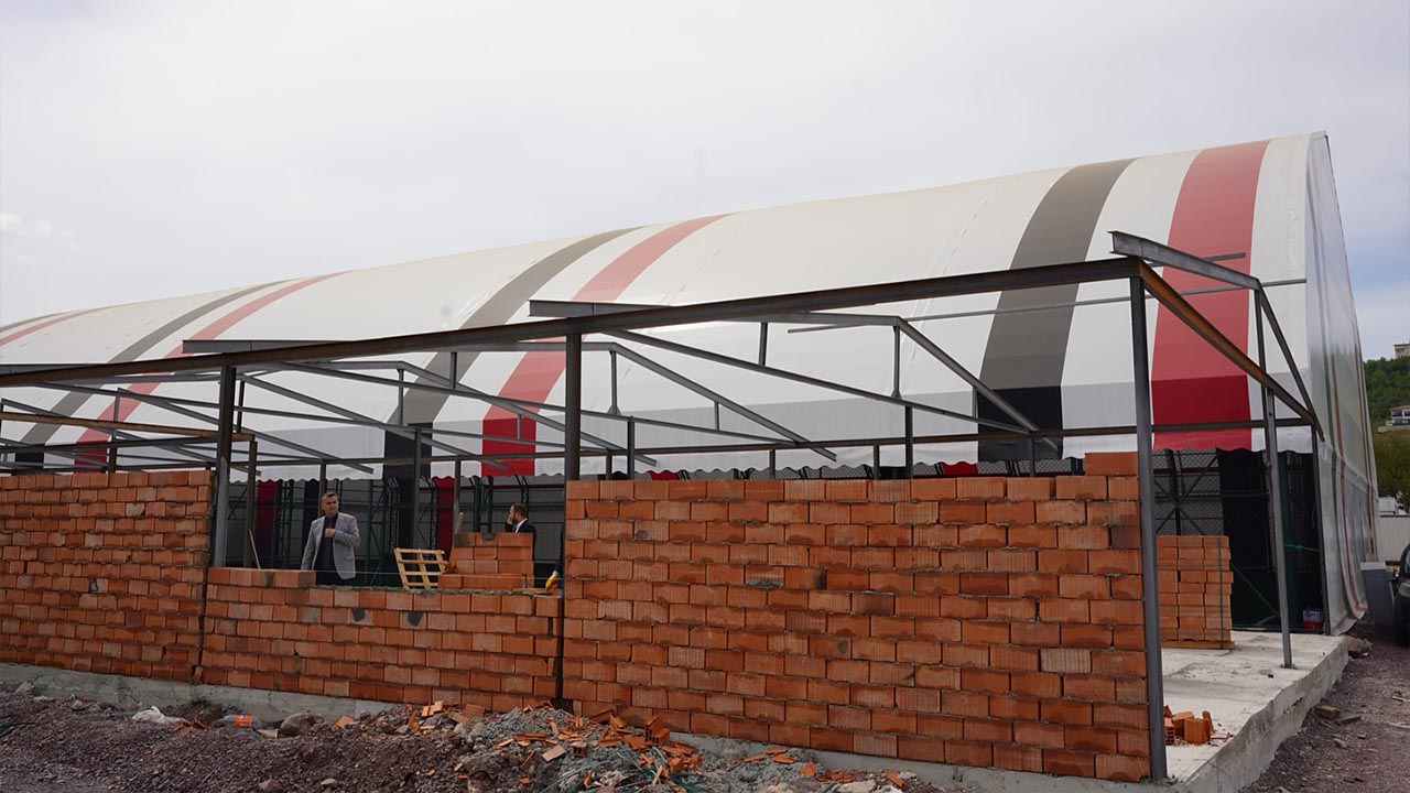 Yalova Kadikoy Belediye Arena Hali Saha Tesis Ziyaret (2)