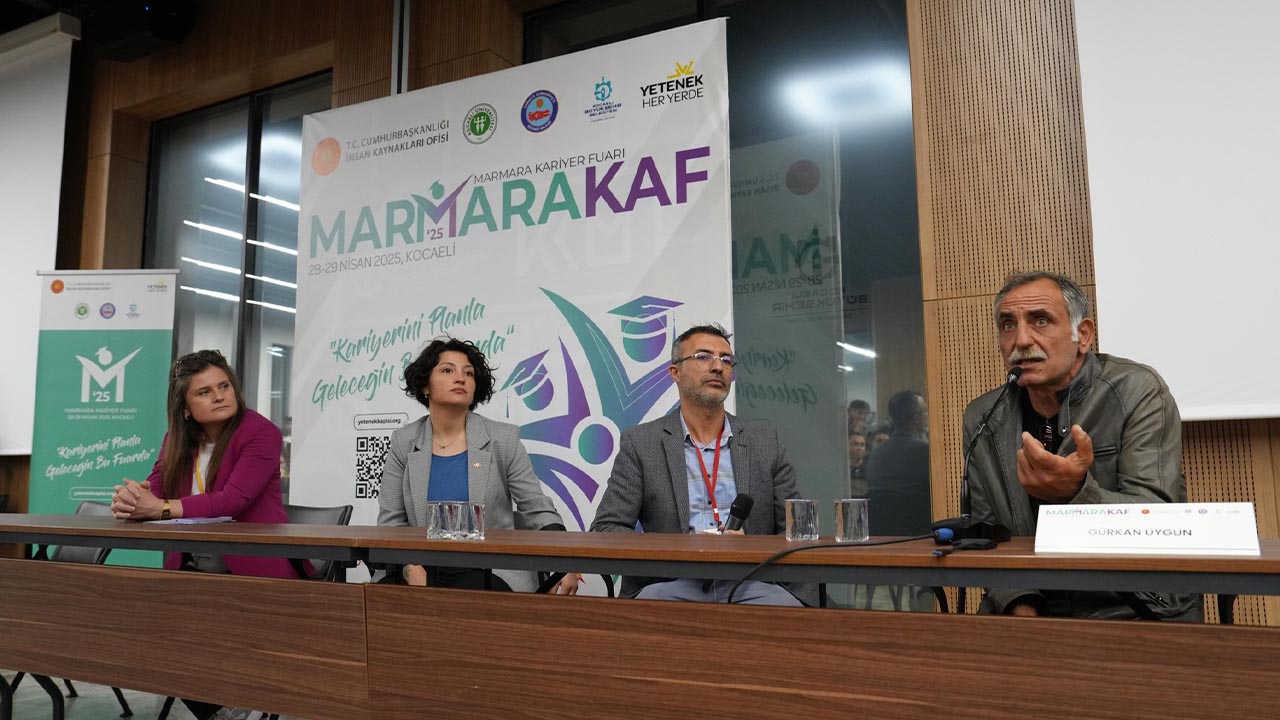 Yalova Universitesi Kocaeli Marmara Kariyer Fuar (5)
