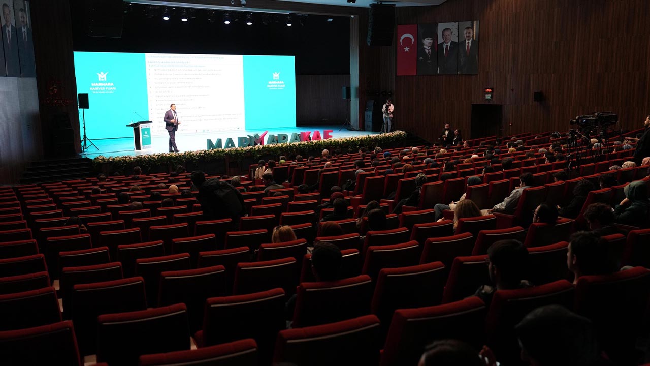 Yalova Universitesi Kocaeli Marmara Kariyer Fuar (6)