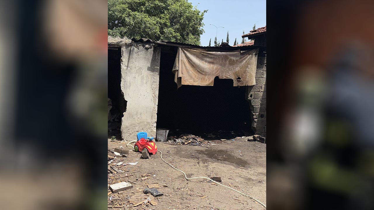 Altınova’da Ahır Yangını Korkuttu (2)