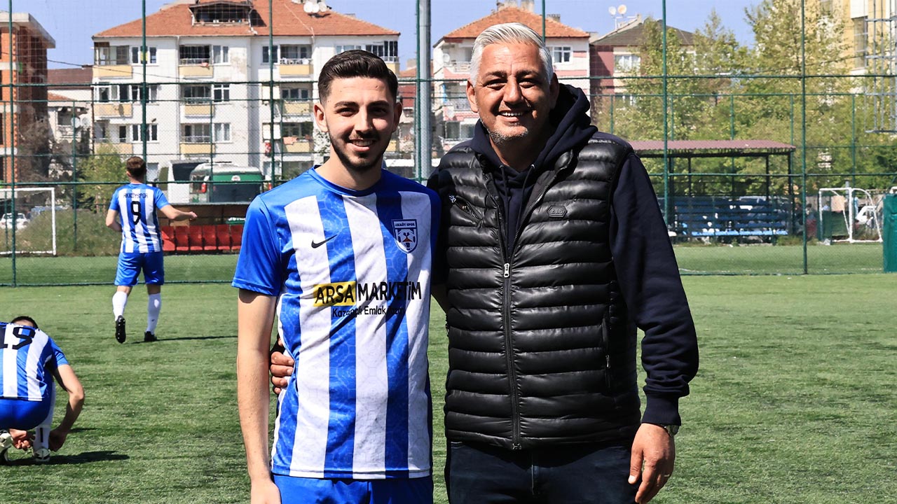 Atik,” Bayrağı Devretme Zamanı Geldi” (1)