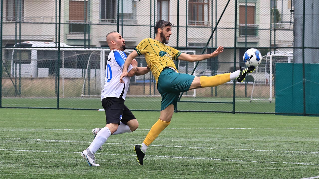 Çağlar Play Off’u Garantiledi (2)