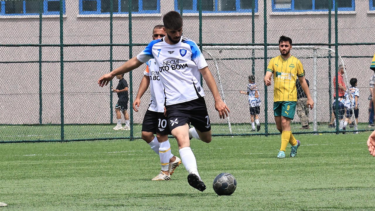Çağlar Play Off’u Garantiledi (4)