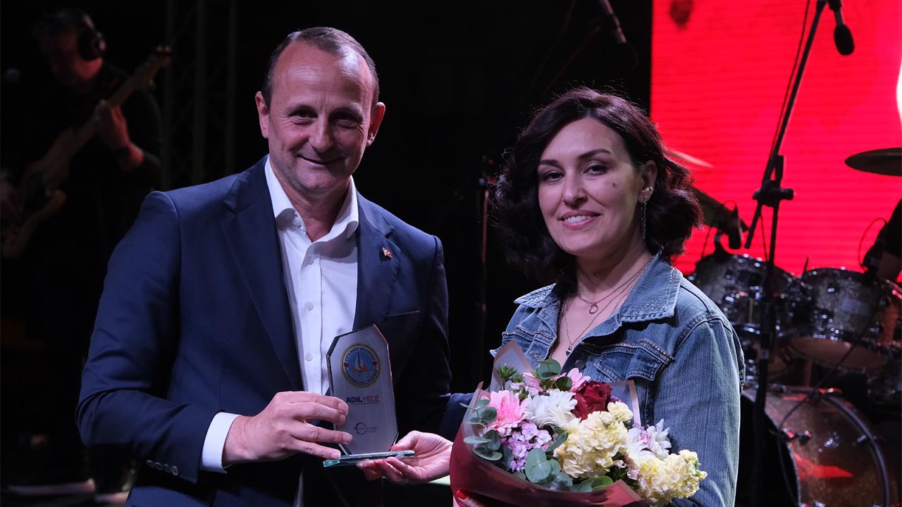 Çiftlikköy’de Gençlik Konserleri Coşkuyla Başladı (1)