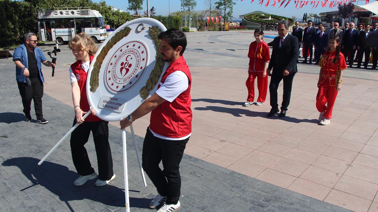 Yalova 19 Mayis Cosku Kutlama (2)