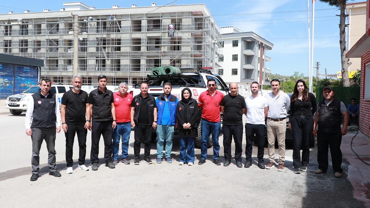 Yalova Ciftlikkoy Belediye Konya Afad Ekip Ziyaret Inceleme (5)