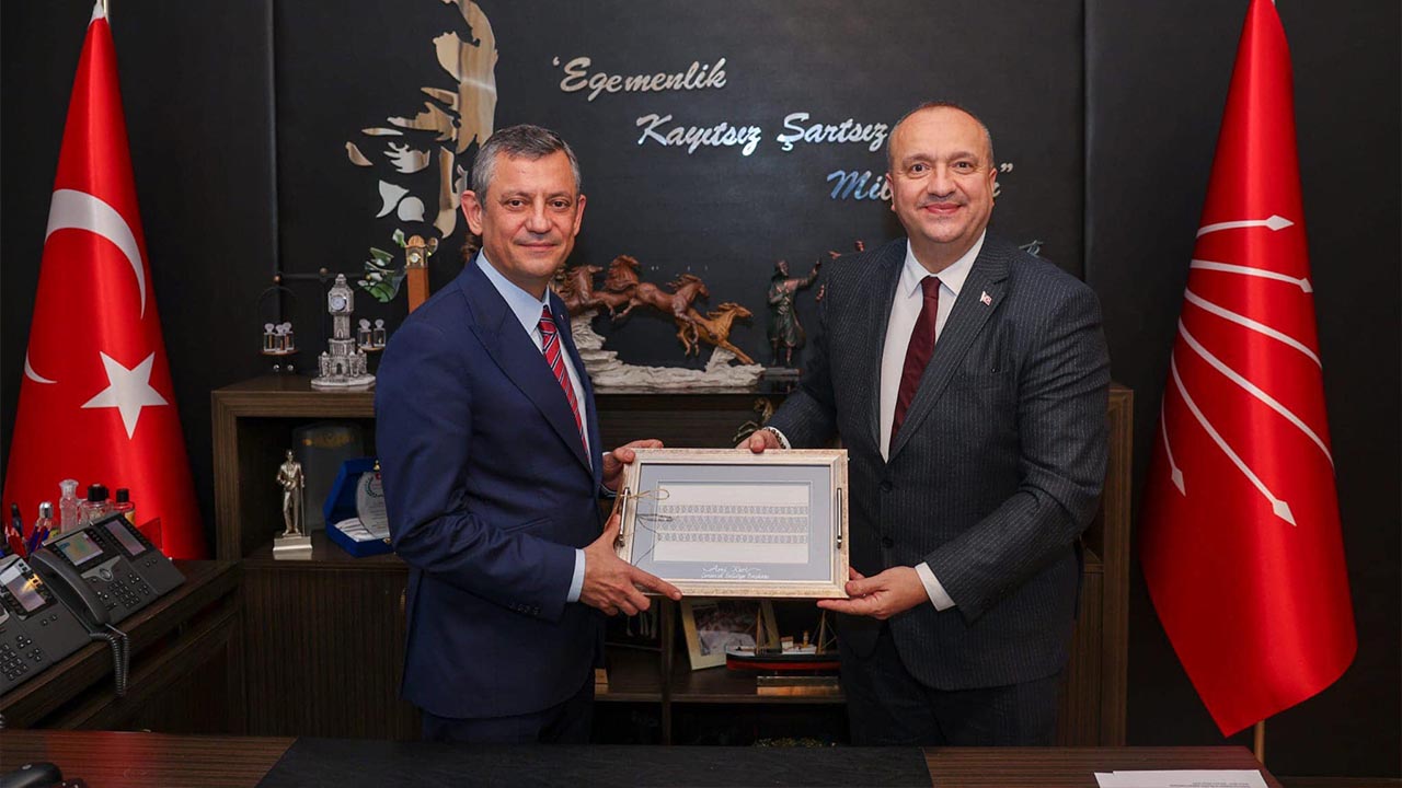 Yalova Cinarcik Belediye Baskanlar Ozgur Ozel Saldiri Kinama (2)