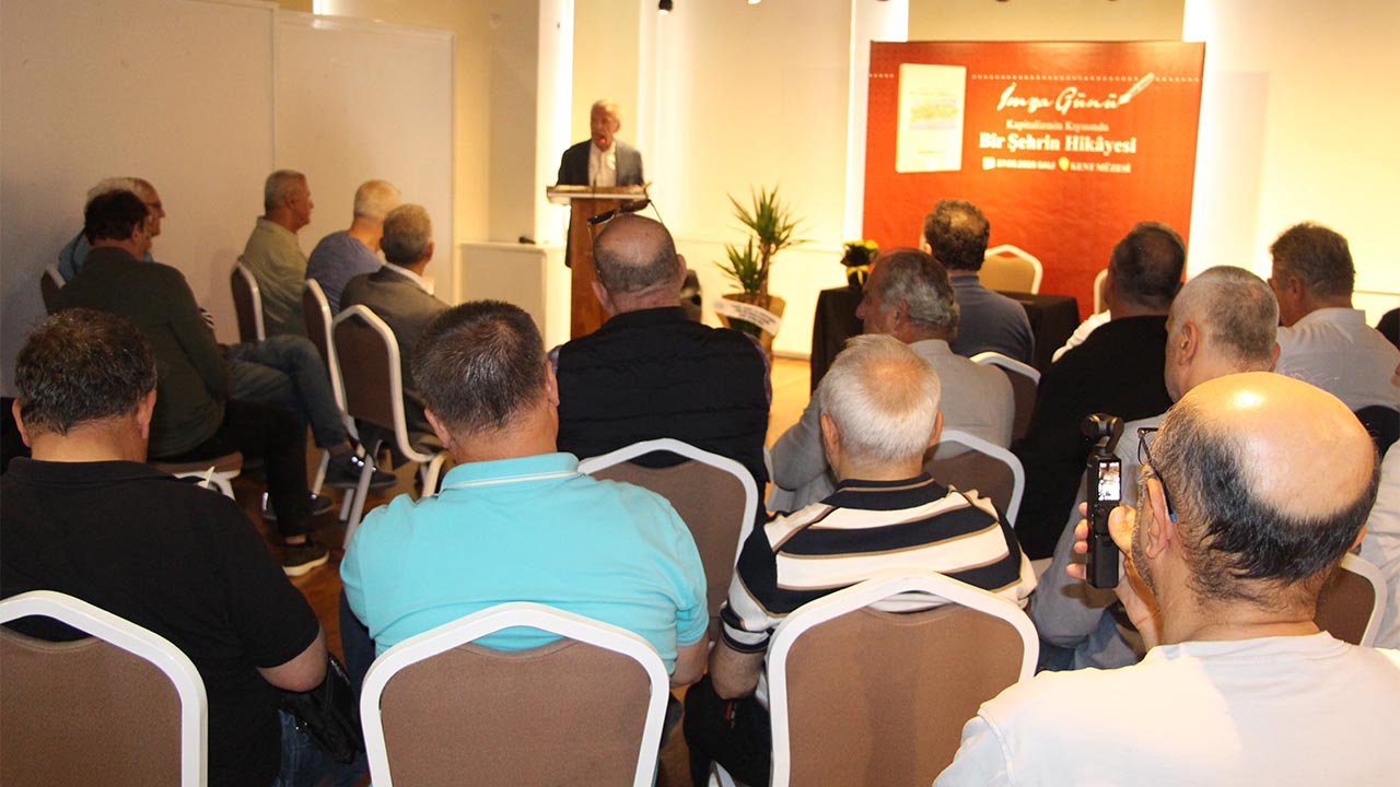 Yalova Eski Belediye Baskan Yazar Kitap Tanitim Imza Gun (7)