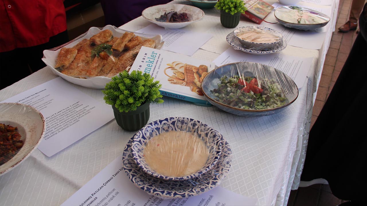 Yalova Turk Mutfagi Mutfa Yemek Basladi (6)