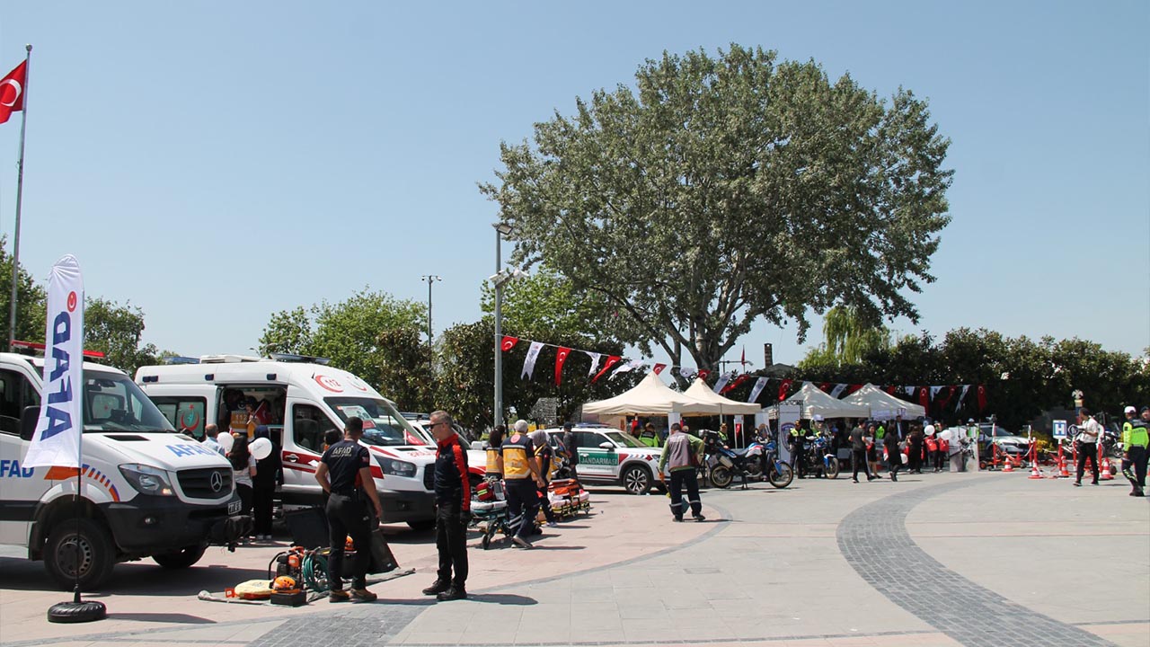 Yalova Valilik Trafik Haftasi (3)