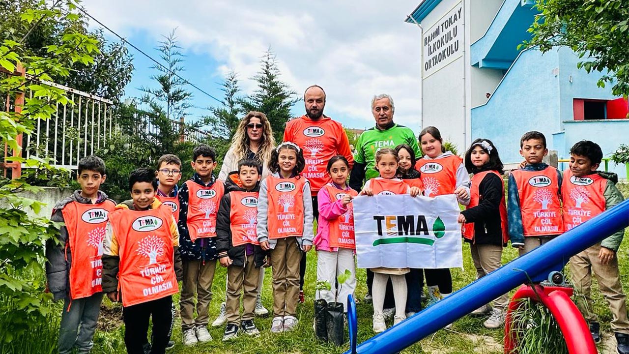Rahmi Tokay İlkokulunda Minik Tema Fidan Etkinliği (11)