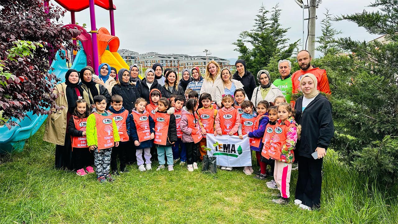 Rahmi Tokay İlkokulunda Minik Tema Fidan Etkinliği (6)