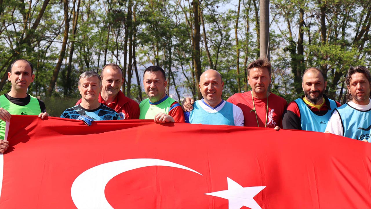 Yalova 19 Mayis Subasi Veteranlar Maci Adil Yele Ciftlikkoy (5)