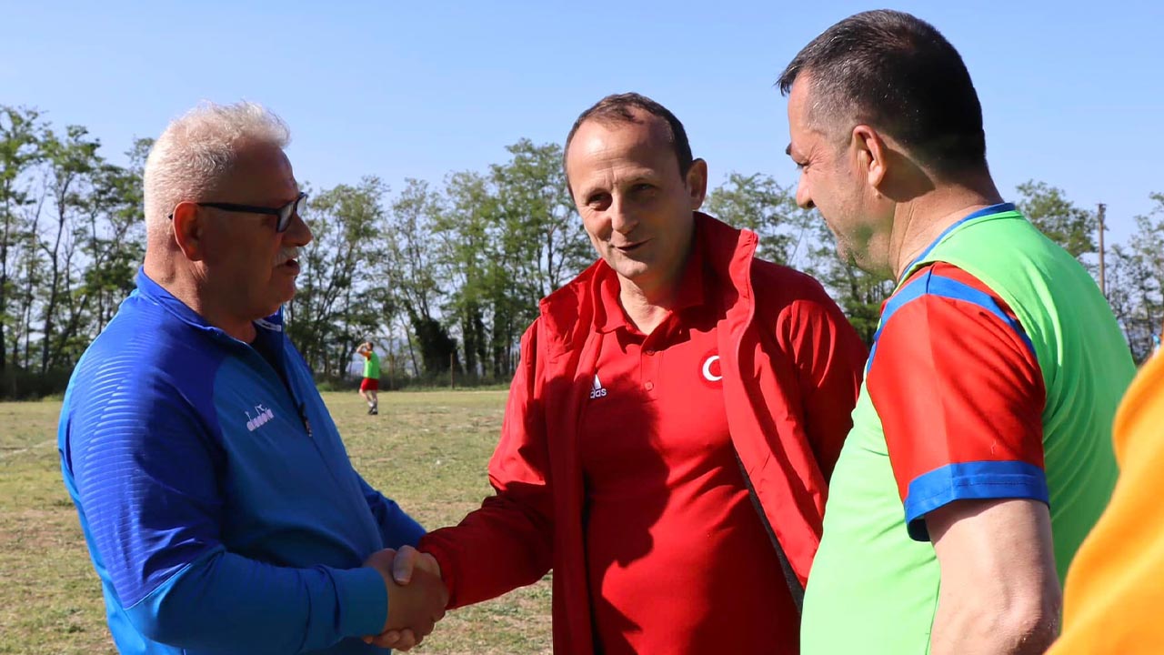 Yalova 19 Mayis Subasi Veteranlar Maci Adil Yele Ciftlikkoy (6)