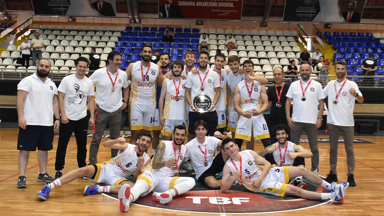 Yalova Acarspor Baskan Gorev Degisim Devi Teslim Omu Bayar (1)