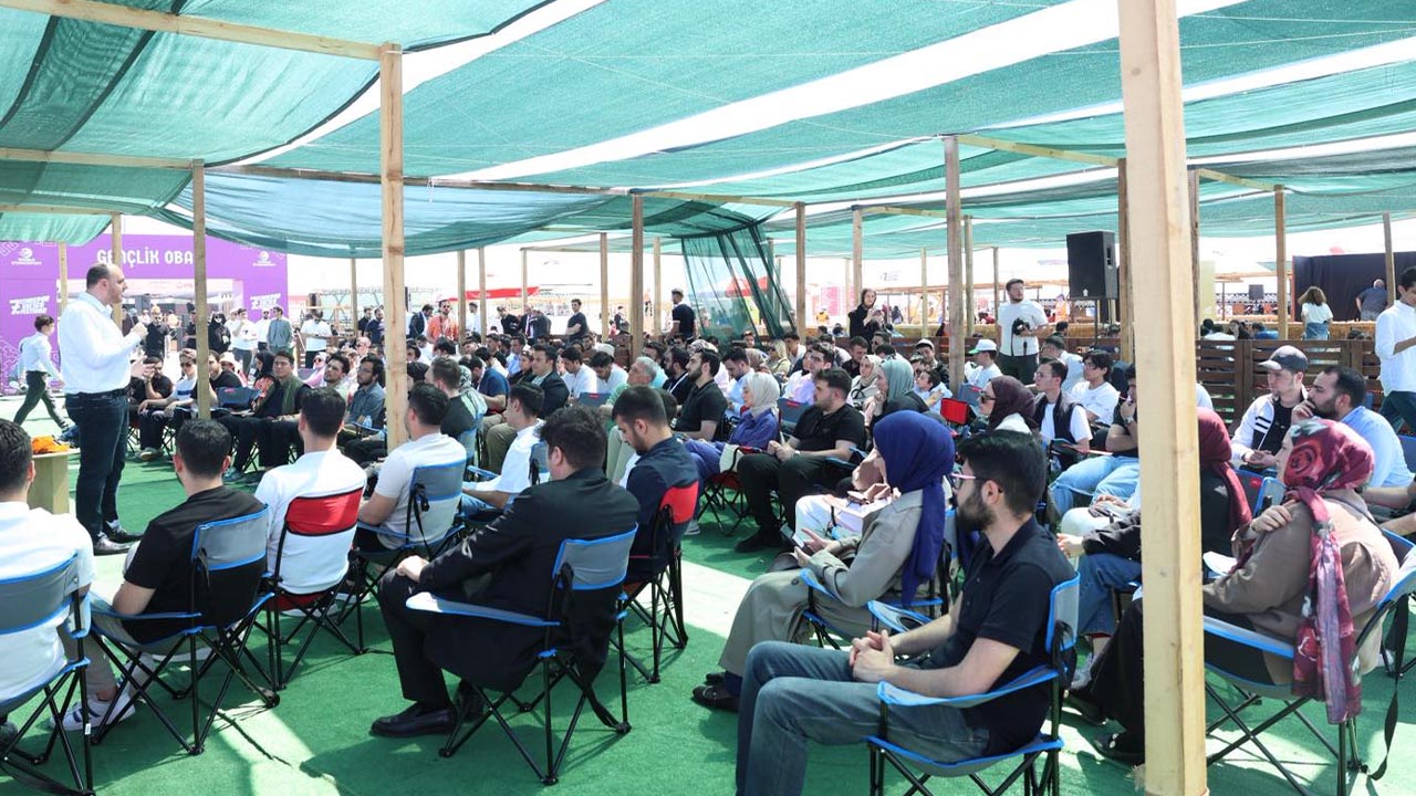 Yalova Ak Parti Vekil Mkyk Teskilast Baskan Istanbul Ataturk Havalimani Etnospor Festival Katilim Cagri (4)