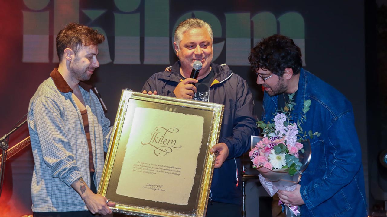 Yalova Belediye Kurumlar Destek Genclik Festival Sanatciler Selin Gecit Norm Ender Ikilem (17)