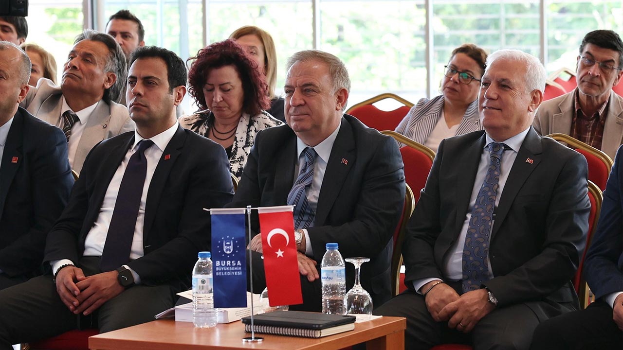 Yalova Bursa Il Yoneticiler Marmara Deniz Musilaj Toplanti (4)