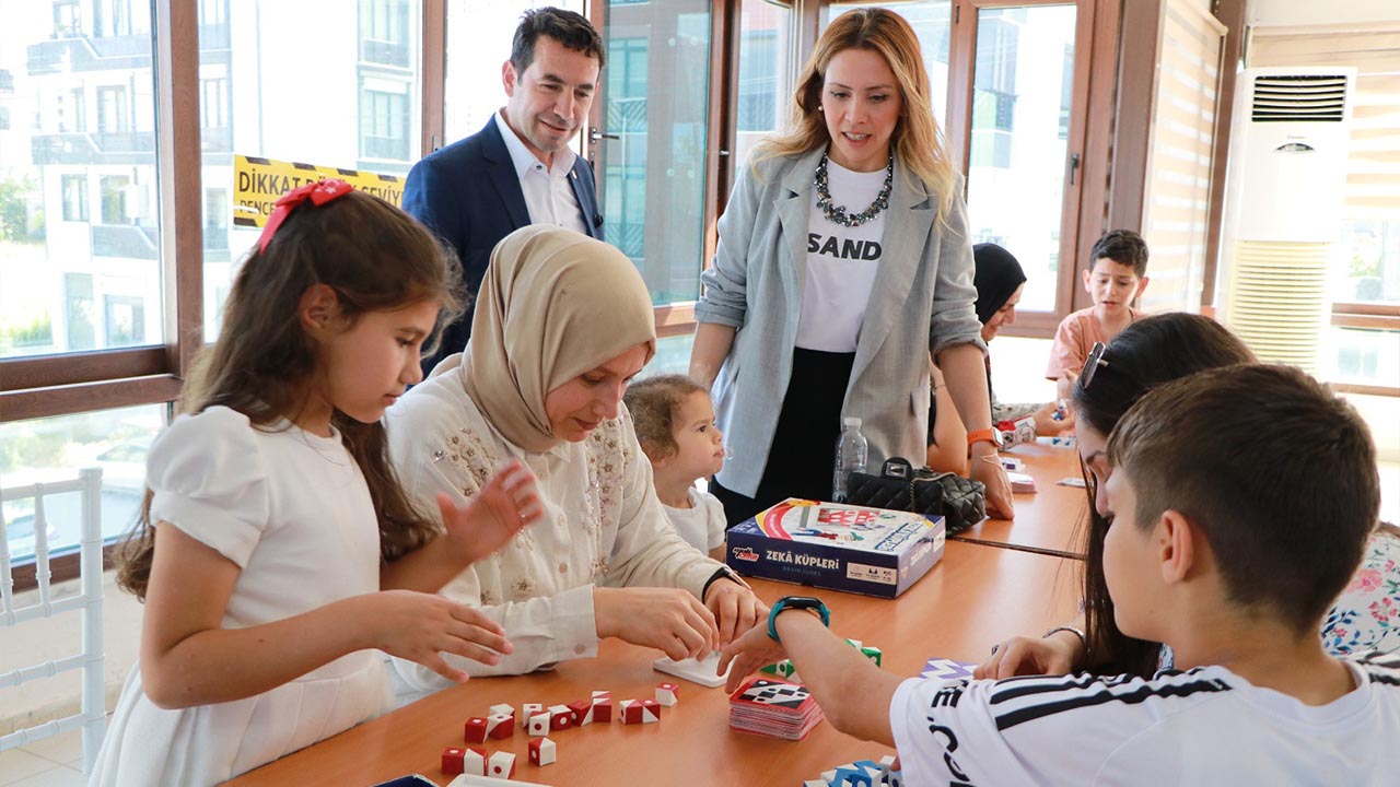 Yalova Ciftlikkoy Belediye Akil Zeka Kurs Ogrenciler Sertifika (3)