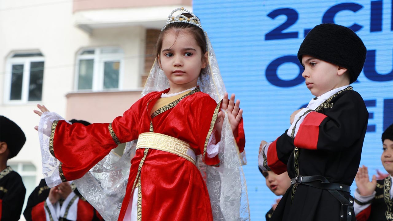 Yalova Ciftlikkoy Belediye Okul Oncesi Senlik Haber (1)