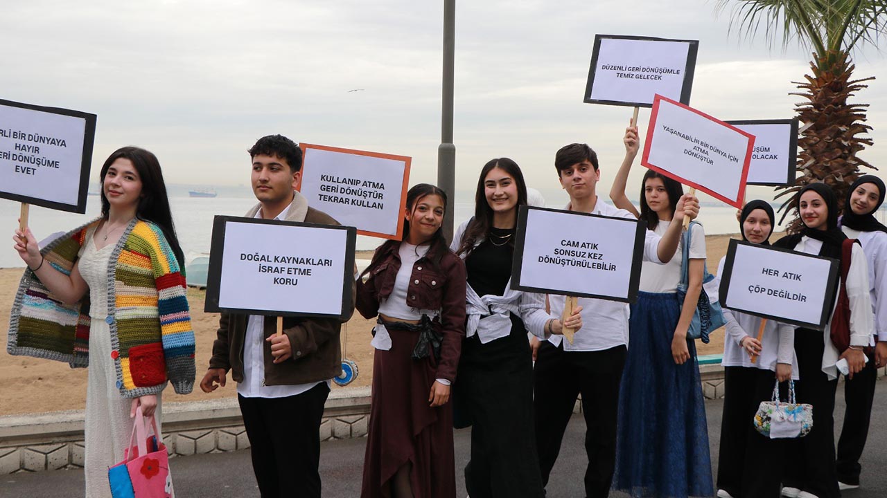 Yalova Ciftlikkoy Ilce Milli Egitim Mudurluk Belediye Baskan Lise Ogrenciler Geri Donusum Proje (6)