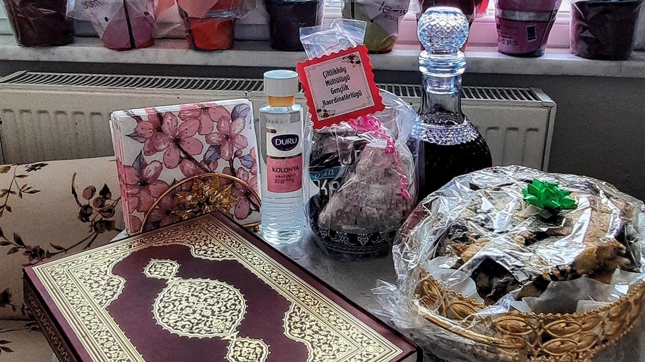 Yalova Ciftlikkoy Ilce Muftu Iraz Teyze Ev Yardim (2)