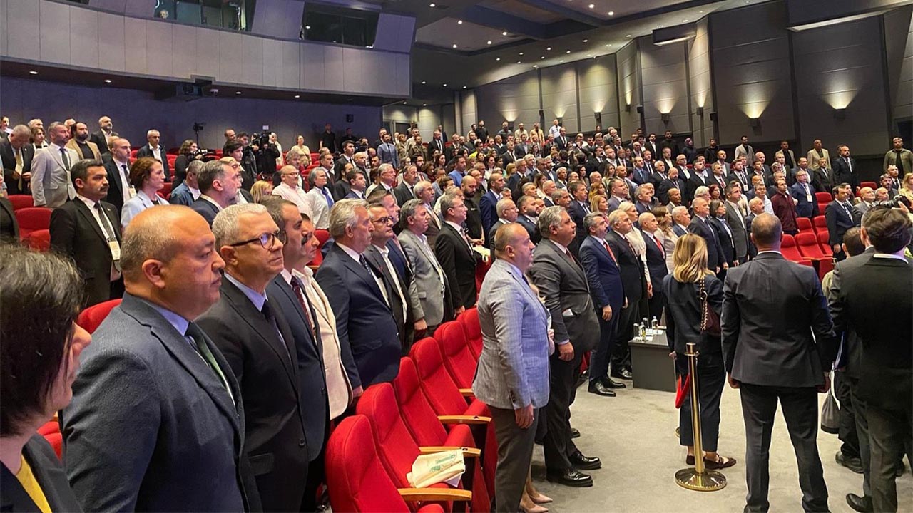 Yalova Cinarcik Belediye Baskan Avni Kurt Marmara Toplanti (1)