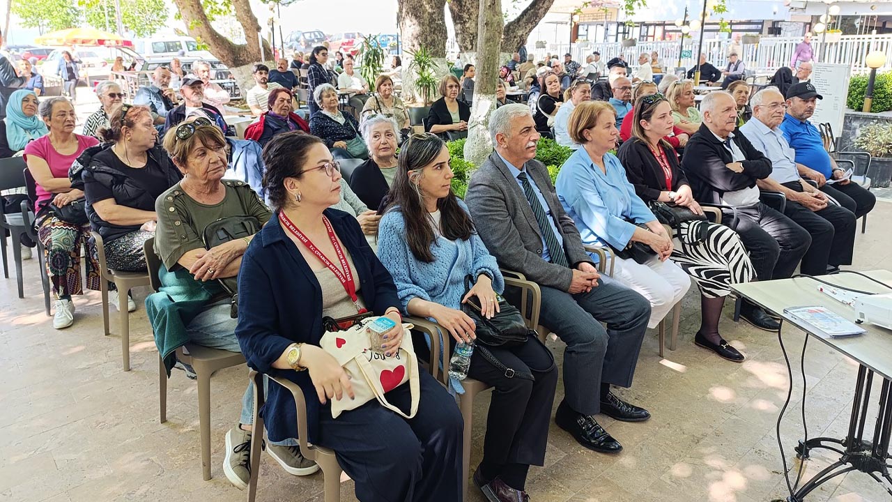 Yalova Cinarcik Belediye Farkindalik Seminer Stres Beslenme (3)