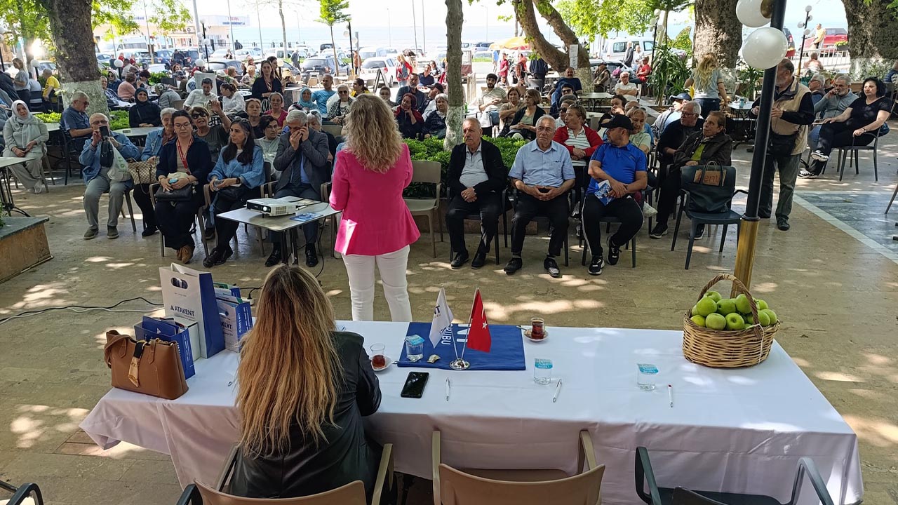 Yalova Cinarcik Belediye Farkindalik Seminer Stres Beslenme (4)