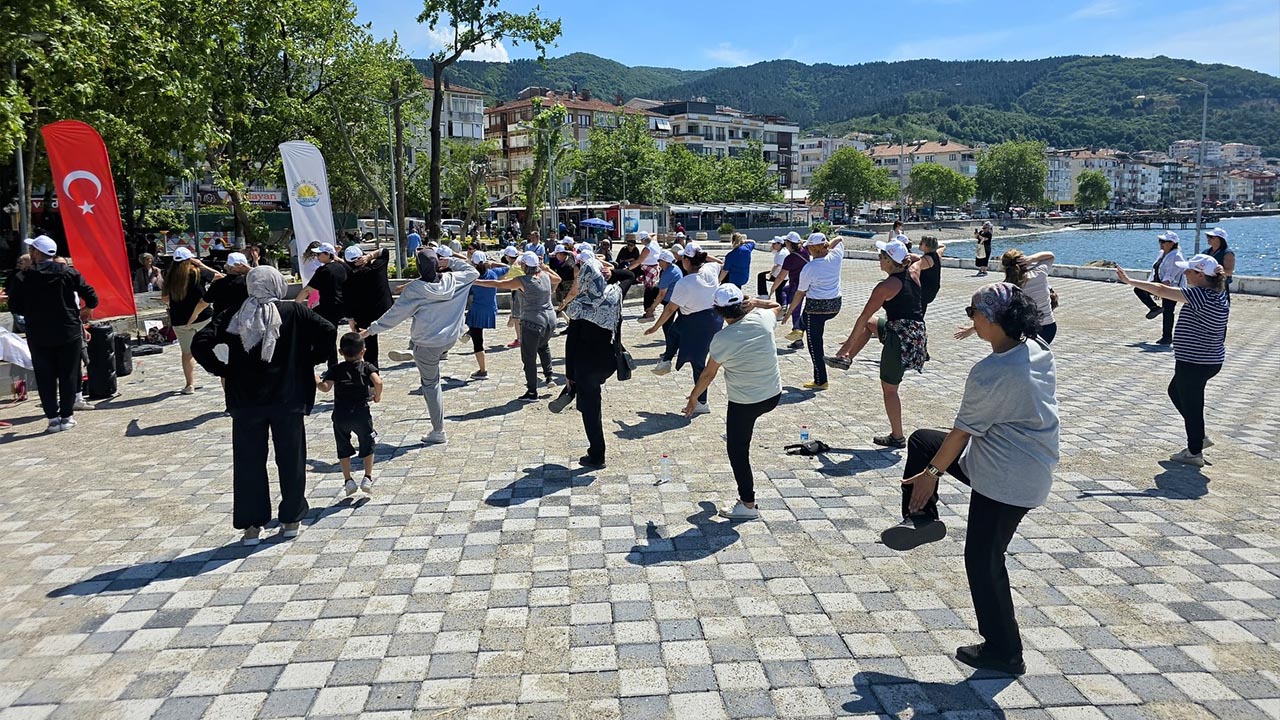 Yalova Cinarcik Belediye Universite Rekreasyon Bolum Ogrenciler Kadin Engelli Spor Faaliyet (6)