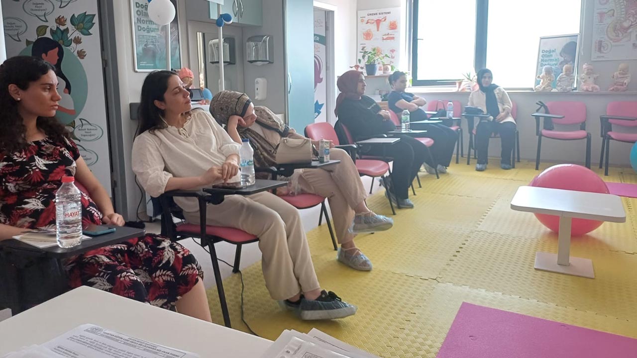 Yalova Egitim Arastirma Hastane Gebe Okul Anne Aday Egitim (3)