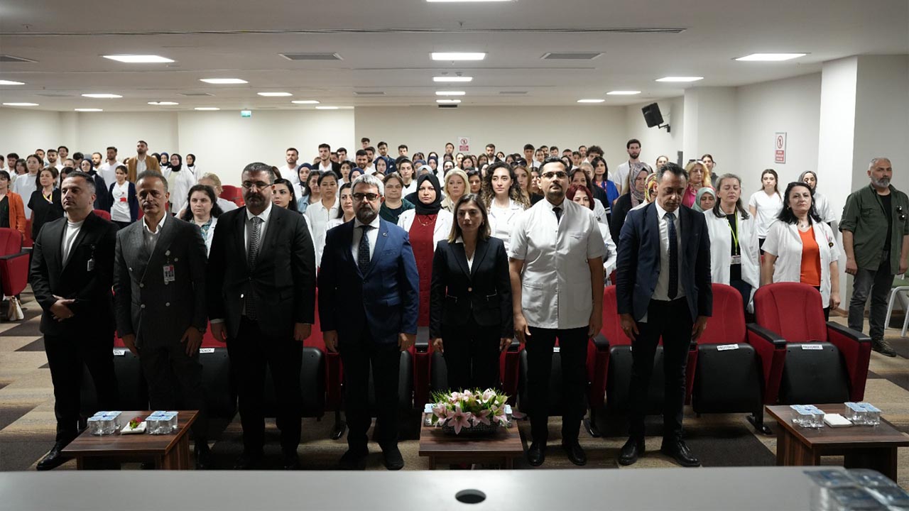 Yalova Hastane Hemsireler Gun Kutlama (1)