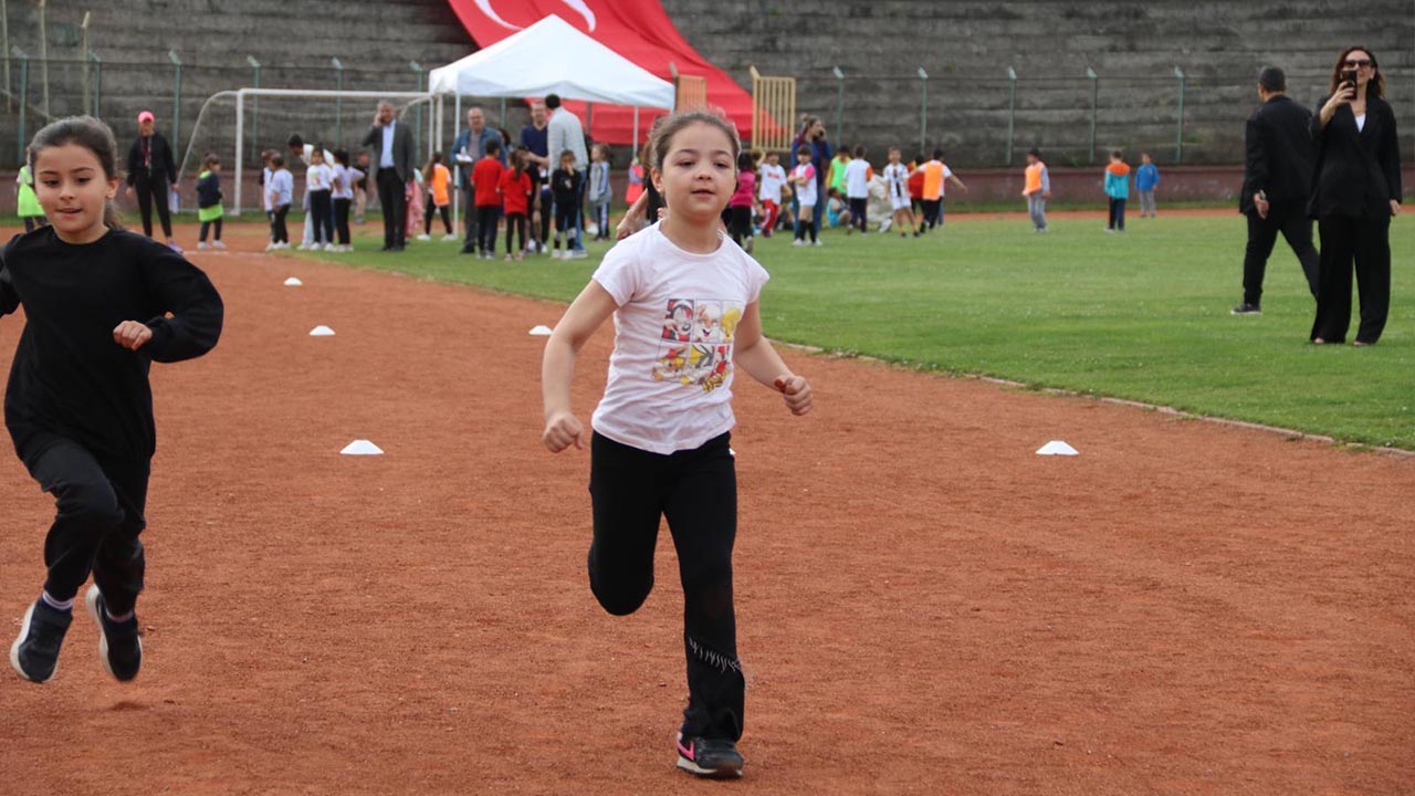 Yalova Il Milli Egitim Mudurluk Genclik Spor Okul Atletizm Yarisma Madalya (3)
