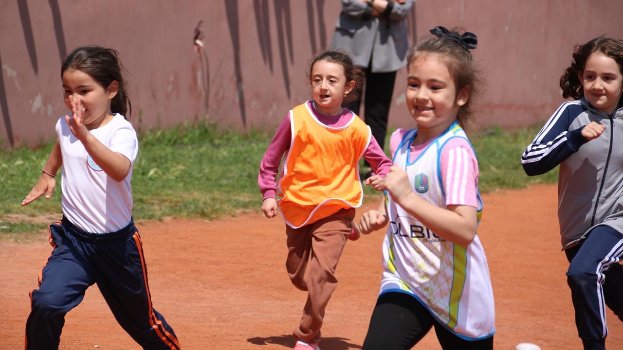 Yalova Il Milli Egitim Mudurluk Genclik Spor Okul Atletizm Yarisma Madalya (4)