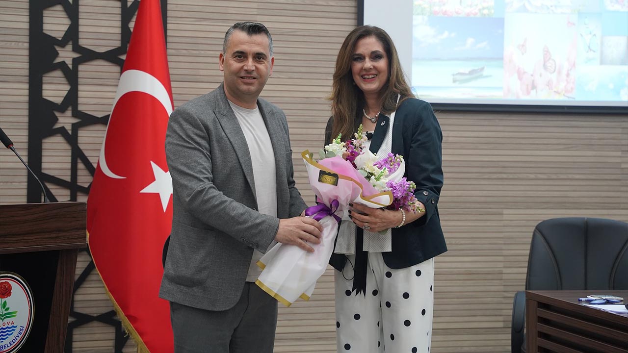 Yalova Kadikoy Belediye Aile Soylesi (2)