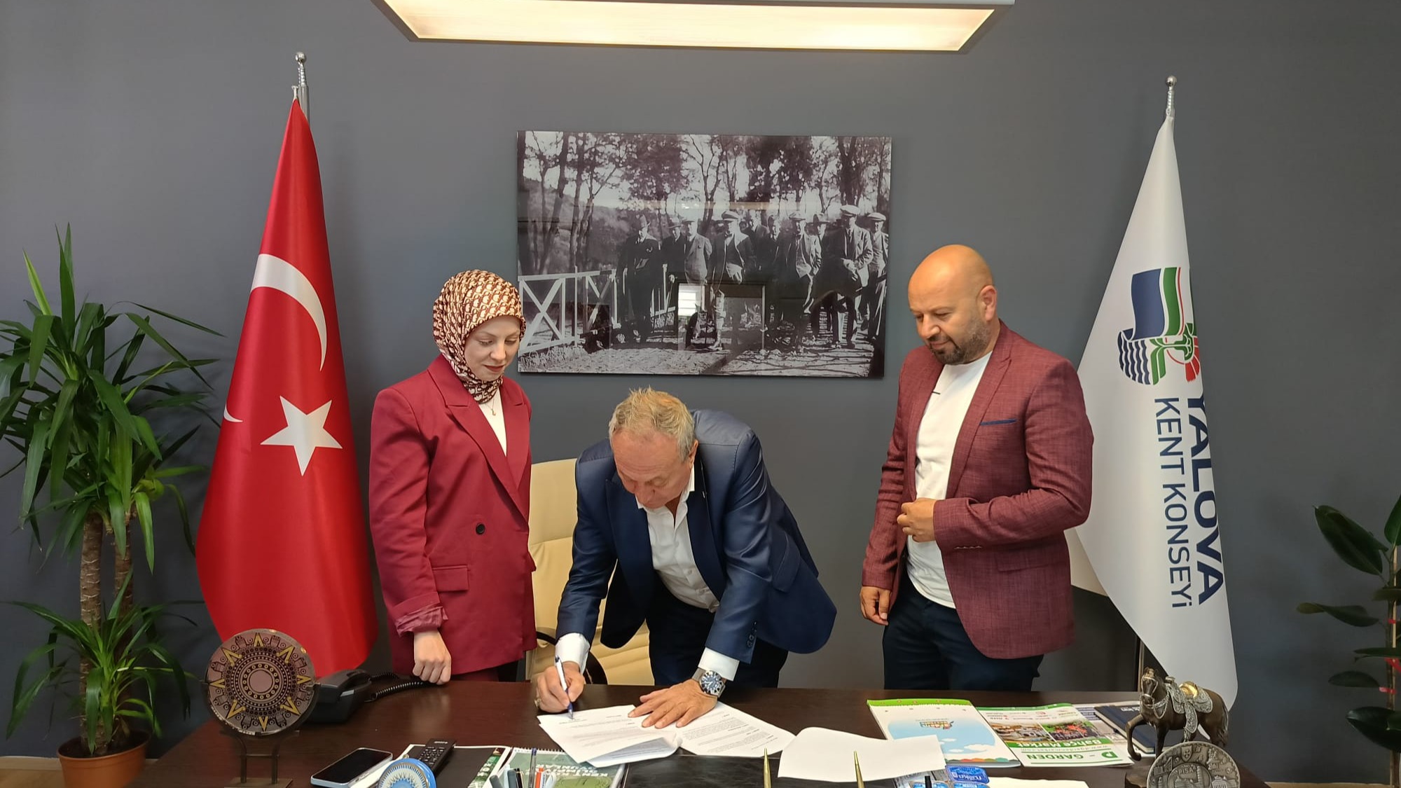 Yalova Kent Konseyi Protokol Imza Calisan Haber (2)
