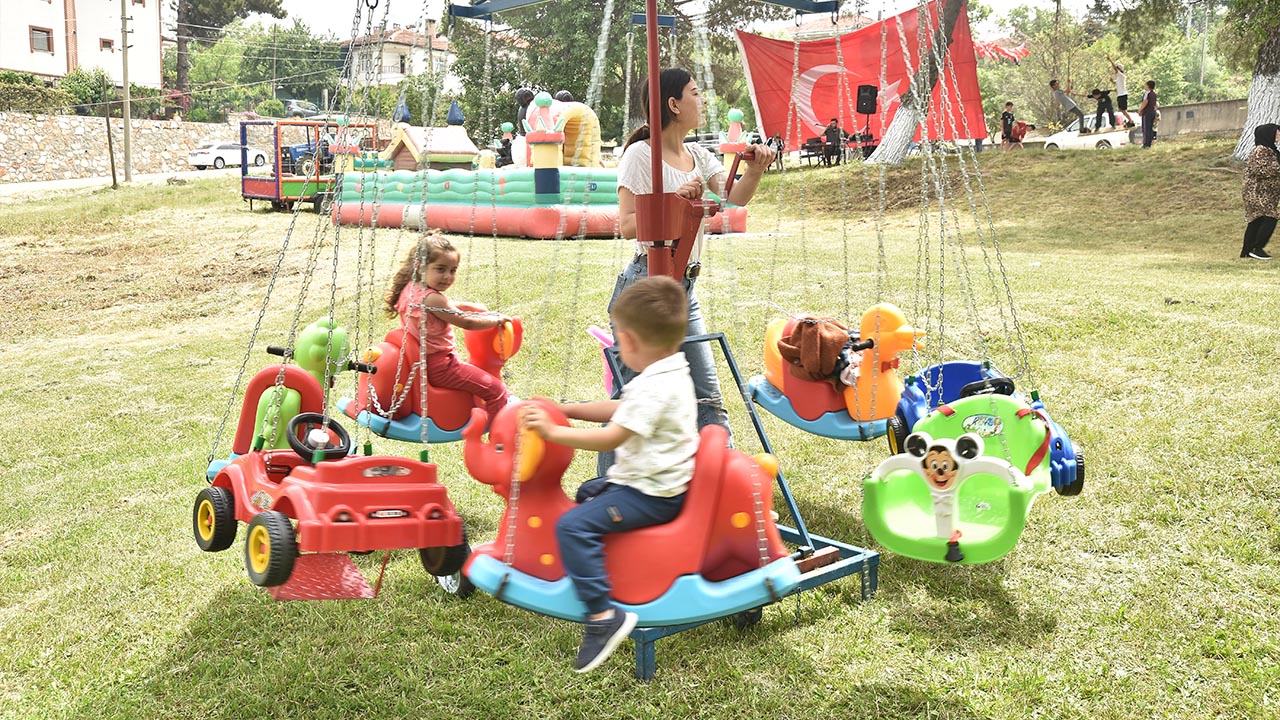 Yalova Kirazli Koy Muhtarlik Hidirrellez Senlik (2)