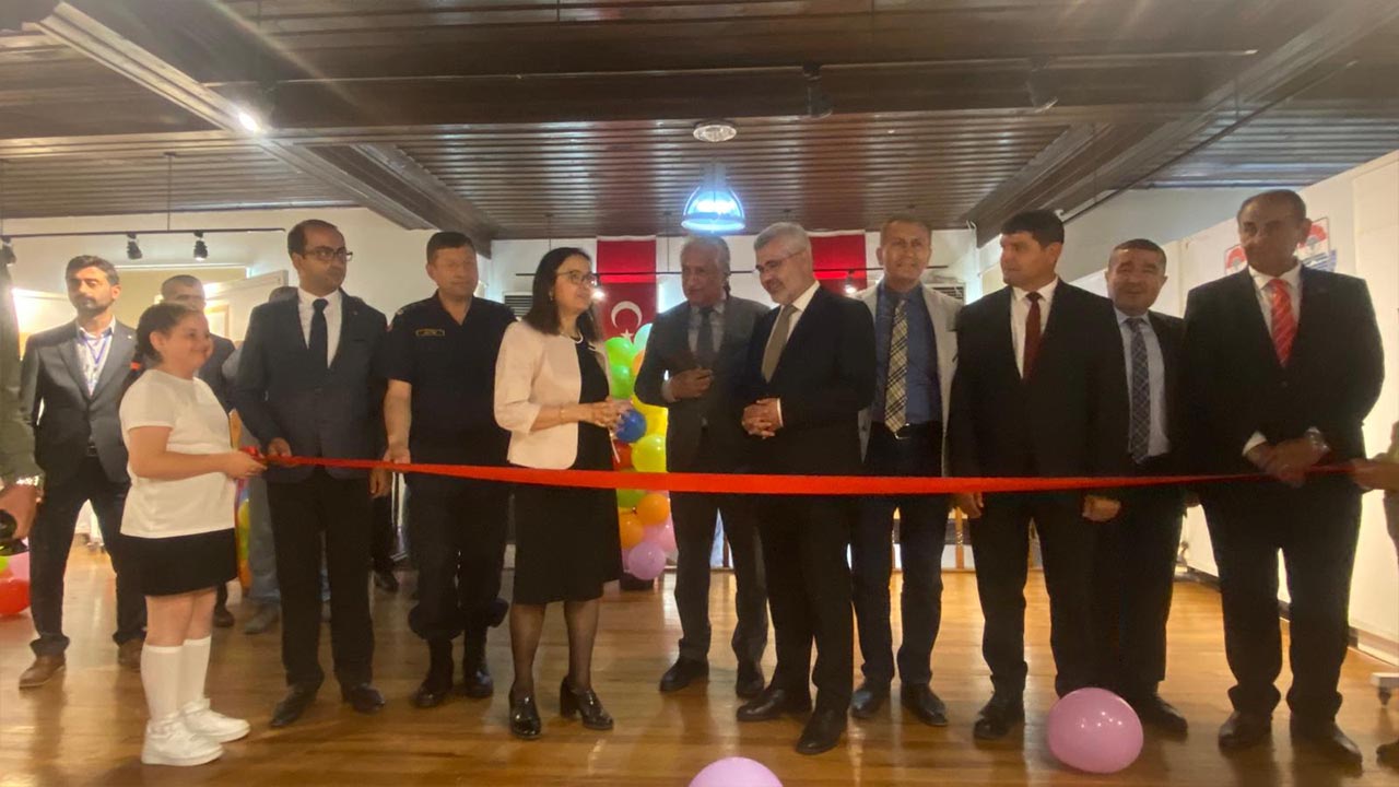 Yalova Rahmi Tokay Ilkokulu Okuma Cemberi Proje Sergi (5)
