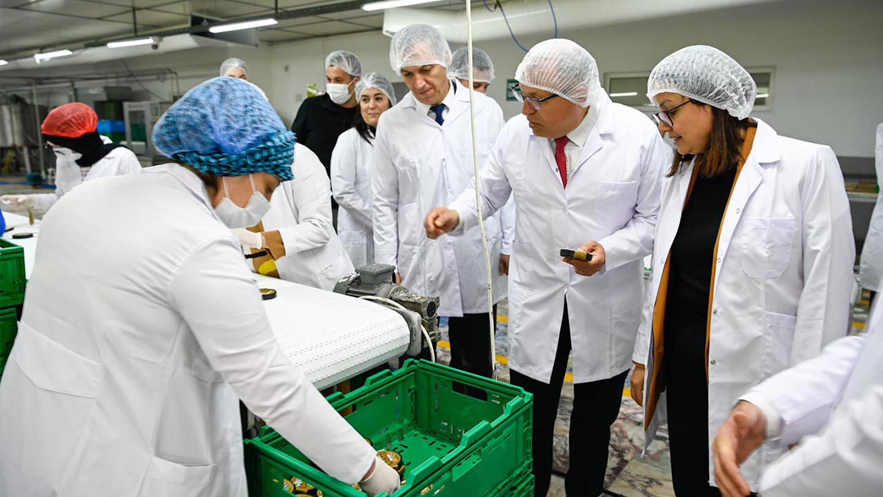 Yalova Tavsanli Tesis Seker Vali Hulya Kaya Ziyaret (1)