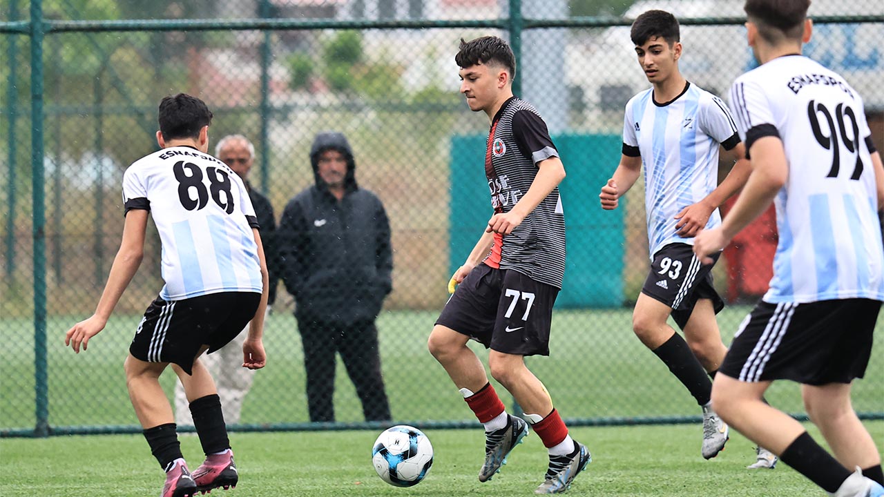 Yalova U17 Lig Yalovaspor Esnaf Spor Gollu Galibiyet (2)