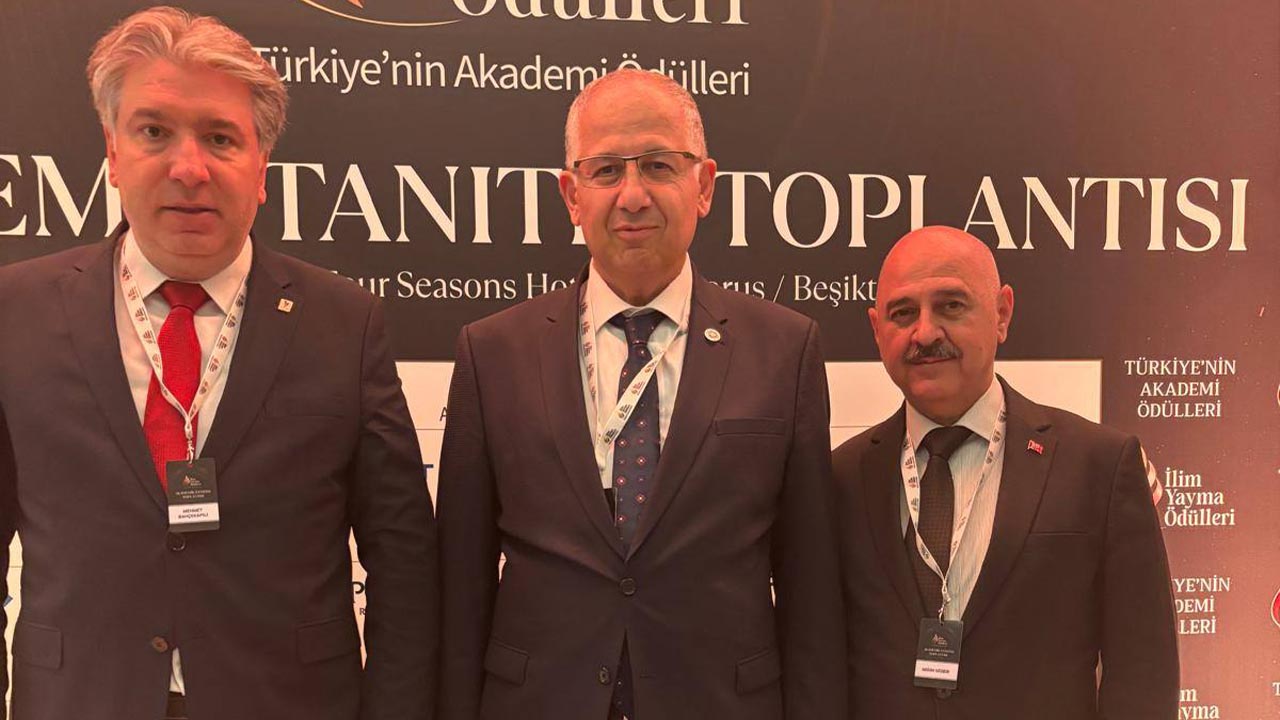 Yalova Universite Rektor Istanbul Ilim Yayma Cemiyeti Akademik Toren Toplanti (5)