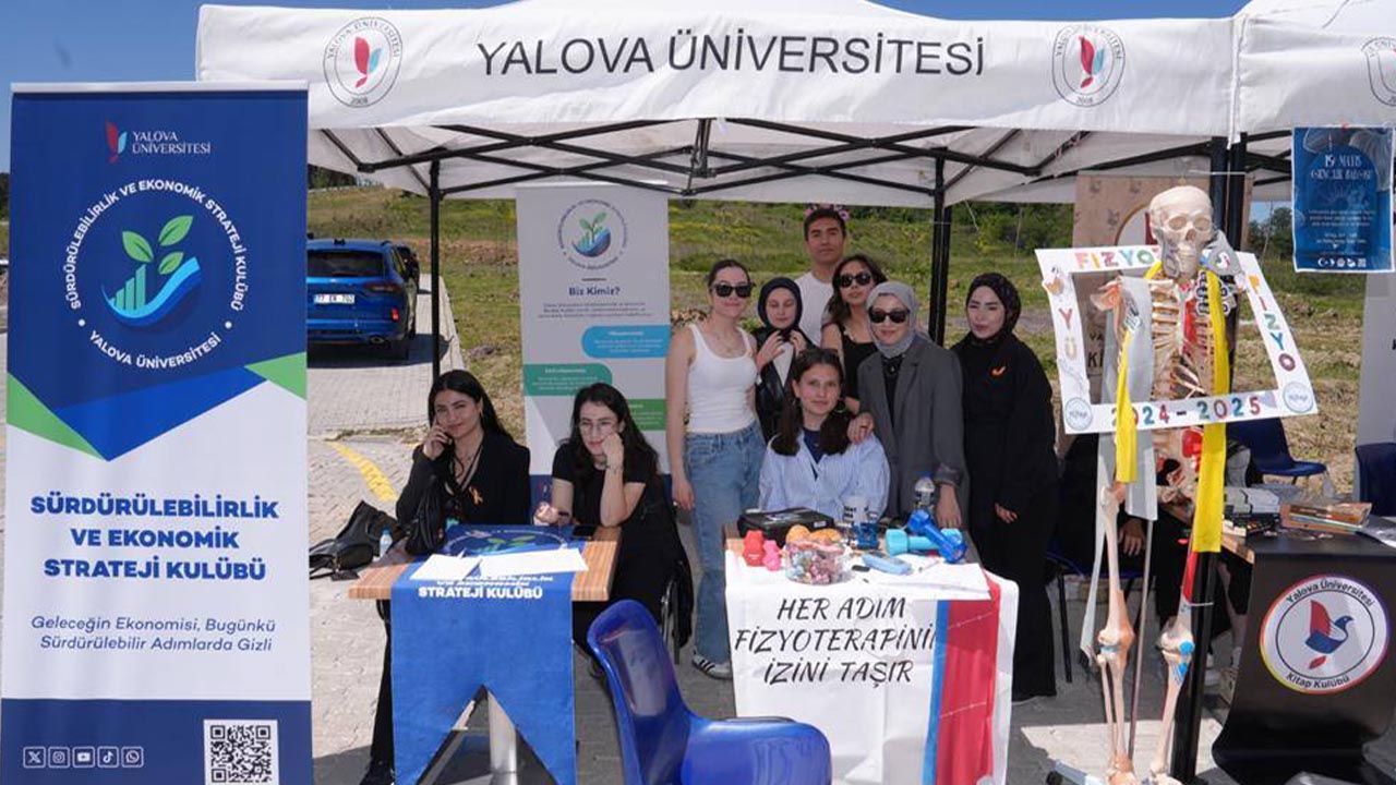 Yalova Universitesi Kariyer Fuar Firmalar Sona Erdi Tamamlandı (11)