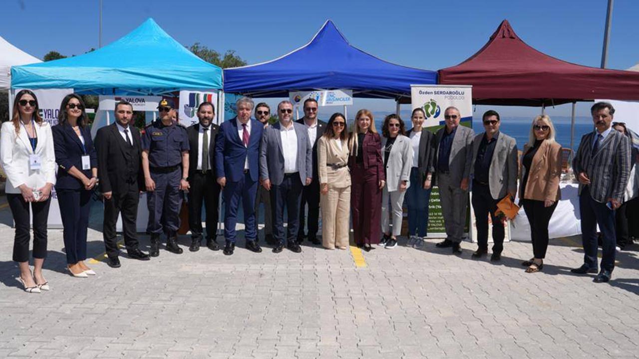 Yalova Universitesi Kariyer Fuar Firmalar Sona Erdi Tamamlandı (6)