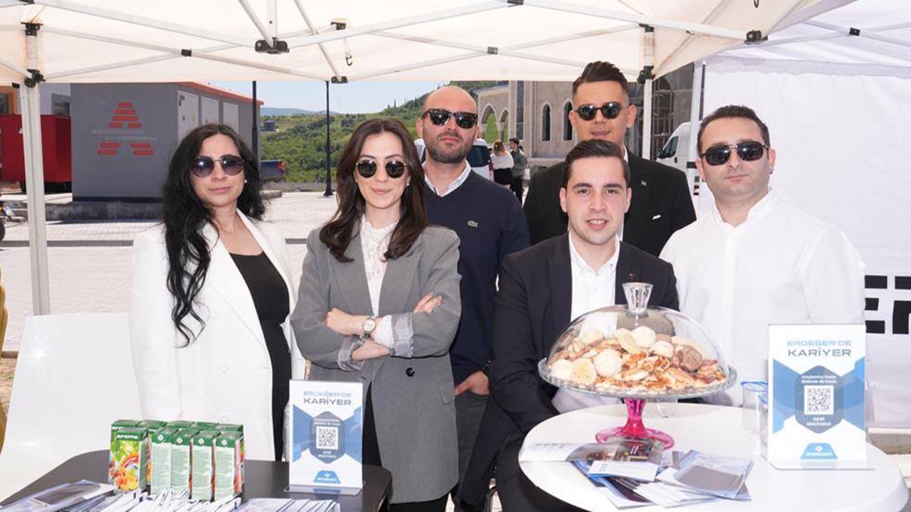 Yalova Universitesi Kariyer Fuar Firmalar Sona Erdi Tamamlandı (8)