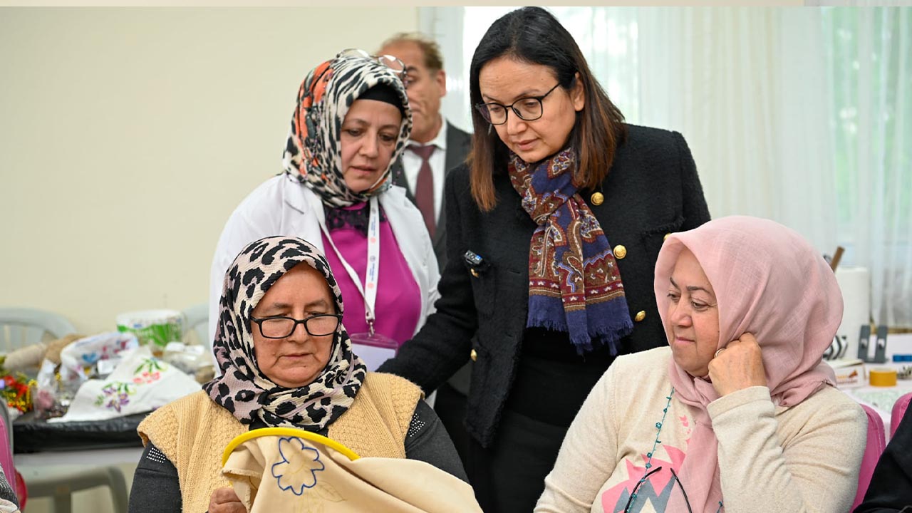 Yalova Vali Heyet Senkoy Koy Halk Ziyaret (5)