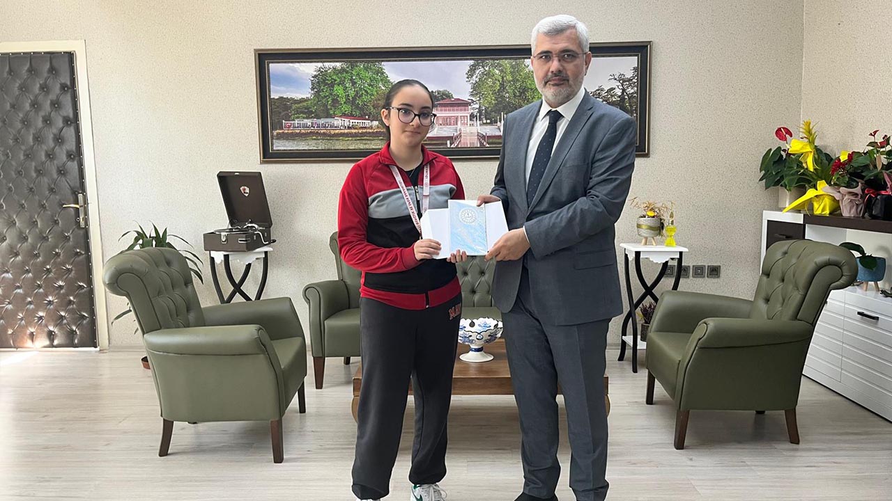 Yalova Cifte Sampiyon Ortaokul Egitim Ziyaret (7)