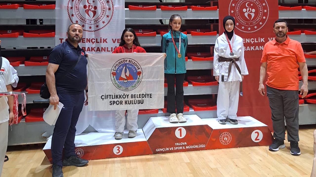 Yalova Ciftlikkoy Karate Firtina (1)