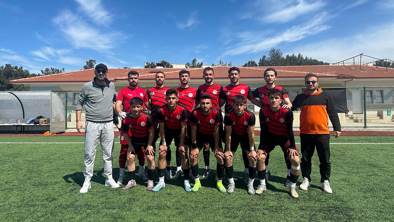 Yalova Kyk Galibiyet Futbol (2)