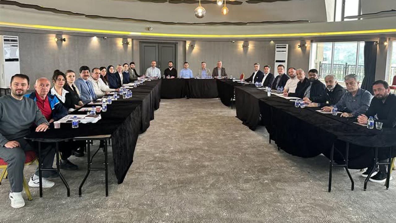 Yalova Masa Tenisi Tenis Kerim Koc Surpriz Ziyaret (3)