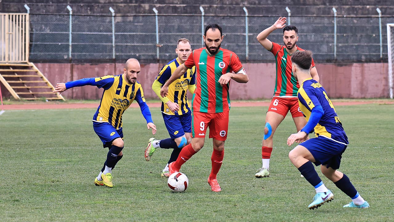 Yalova Palaz Futbol Kariyer